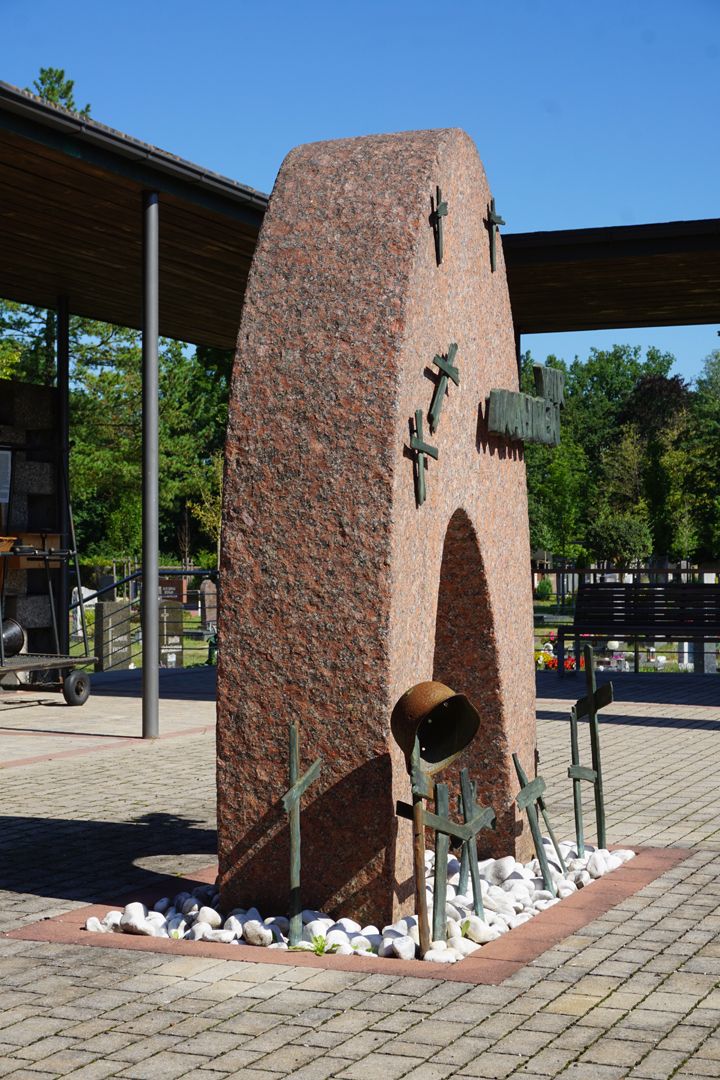 Memorial for war victims view from the south east