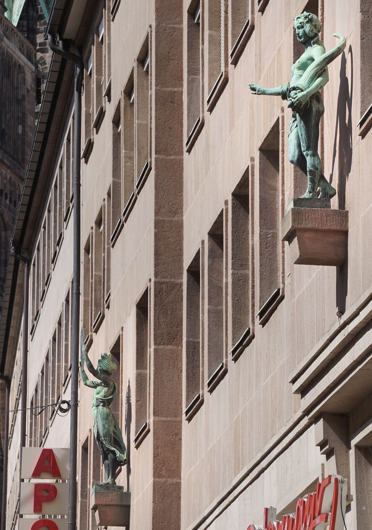 Figures on the Façade of a Building: Noris and Fortuna Noris und Fortuna