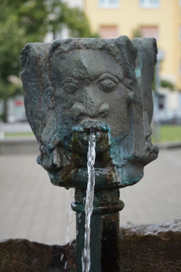 Drinking Water Fountain Tucher Bräu face of the north side